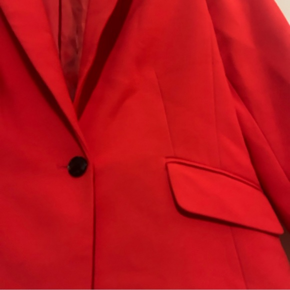 HOBBS London Suki One Button Blazer in Flame Red - Picture 9 of 13
